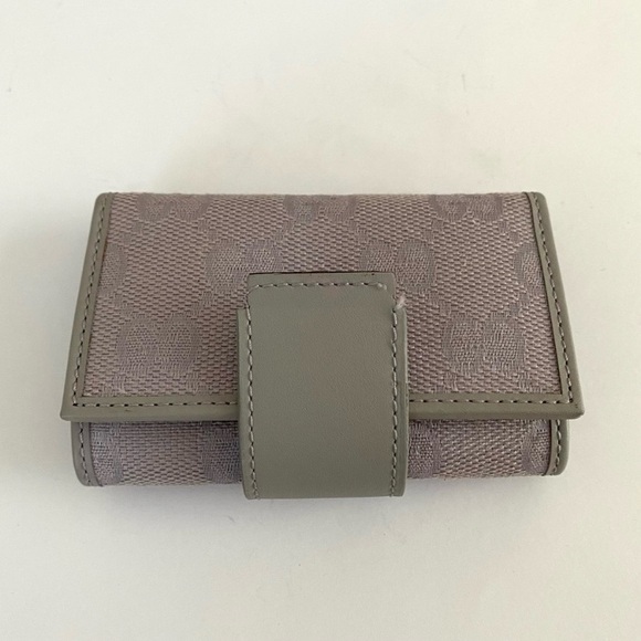 Gucci Made in Italy Grey Leather Lavender Canvas GG Print Key & Card Holder - Picture 1 of 11